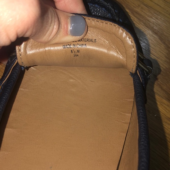 Shoes - Picture 4 of 4